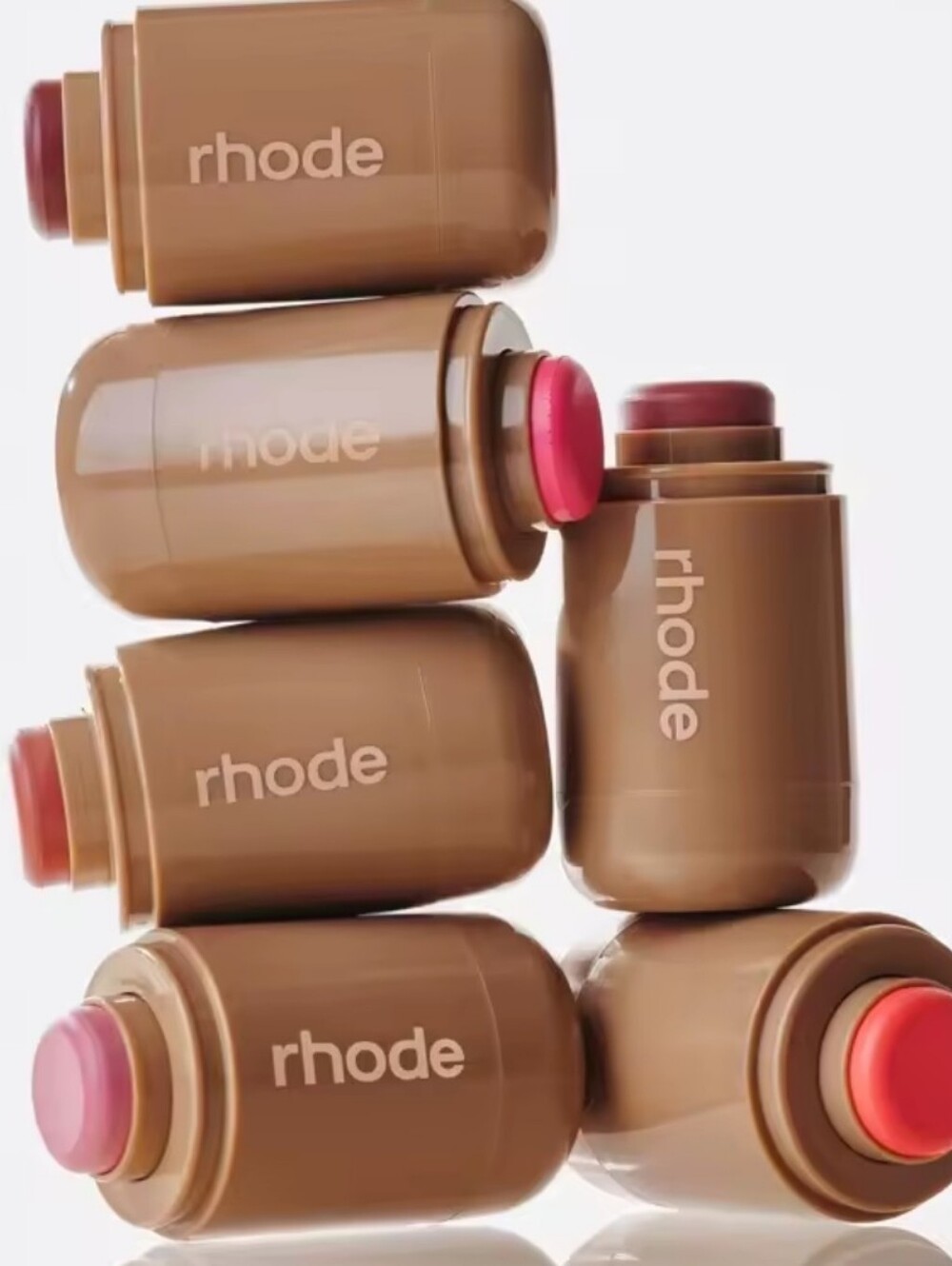 rhode Pocket Blush - Neutral Peach Shade